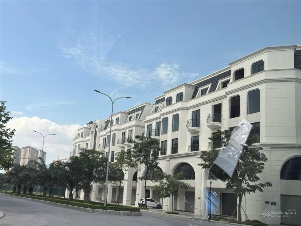 Bán nhanh giá tốt căn nhà tại hinode royal park