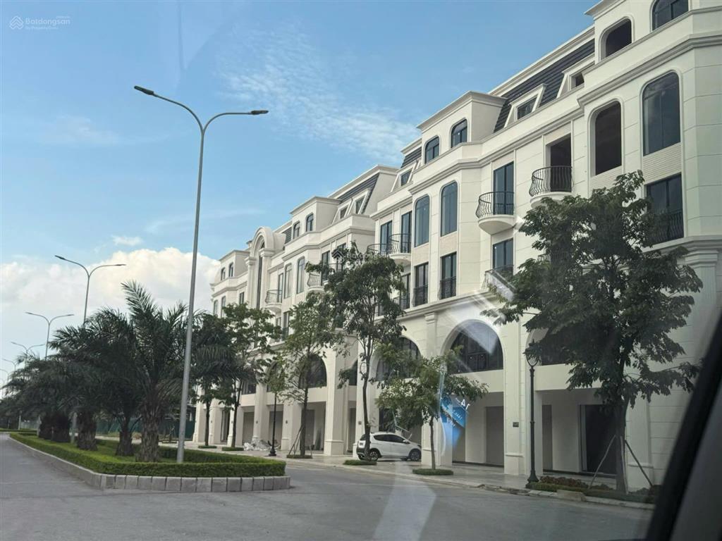 Bán nhanh giá tốt căn nhà tại hinode royal park