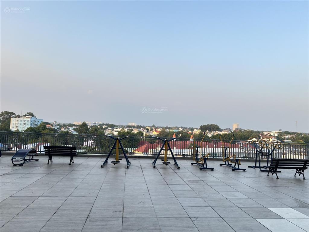 Bán căn góc 2pn tại biconsi chợ đình