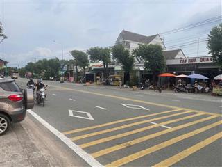 Chính chủ cần bán nhà mặt phố kinh doanh sầm uất tại kđt mới phú tân, thủ dầu một. giá chỉ 4 tỷ