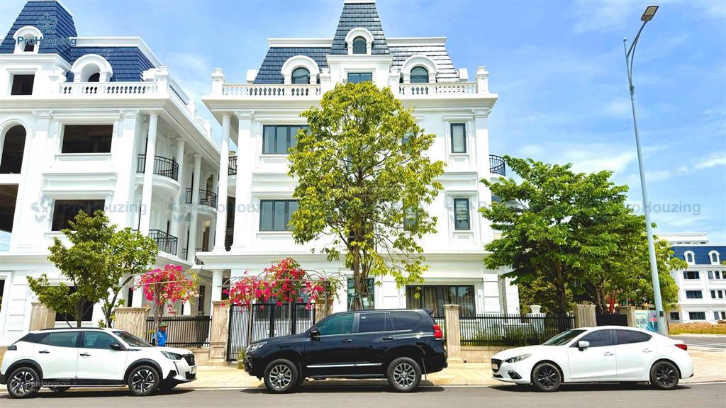 Ra mắt shophouse 4 tầng mặt tiền chợ cống mới, giá chỉ từ 7,9 tỷ/căn thanh toán 15 tháng