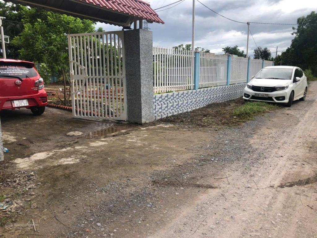Bán đất 113m2 (5x24m) thổ cư chính chủ xã thạnh lợi  bến lức  long an giá rẻ 555 triệu