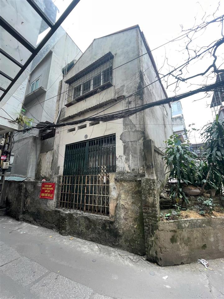 Bán nhà nguyên căn chính chủ, sổ đỏ