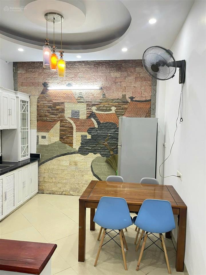 Chính chủ cho thuê nhà riêng 4pn, 3wc, 35m2 tại ngõ 41, thái hà, đống đa,