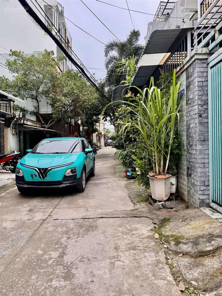 Bán nhà tân phú, gần trường đại học công thương, hẻm xe hơi, 60m2, 4 tầng, giá nhỉnh 6 tỷ.