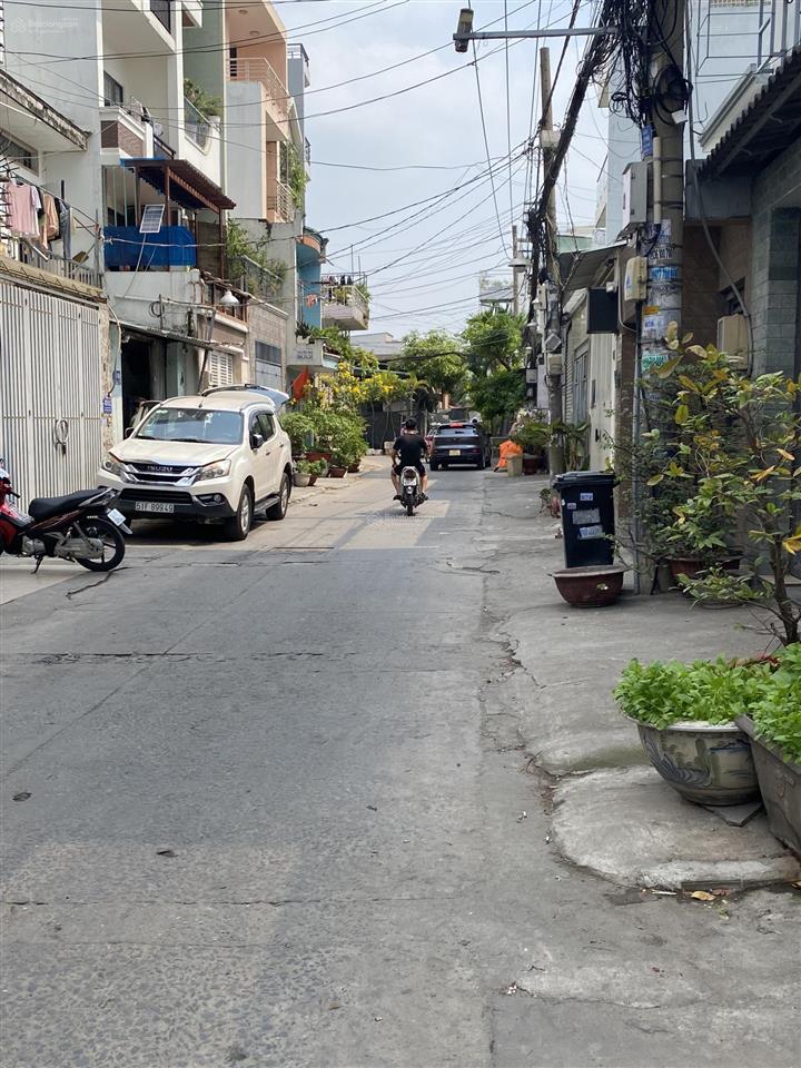 Ngay đại học công thương  lê trọng tấn  tân phú  hẻm xe hơi, nhà 4 tầng, 61m2, giá nhỉnh 6 tỷ.