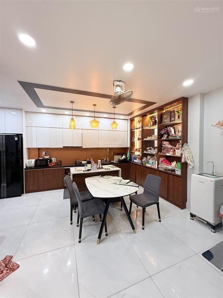 Biệt thự mini, ngang 7.5m, 4 tầng, ngay trường đại học công thương, lê trọng tấn, quận tân phú.