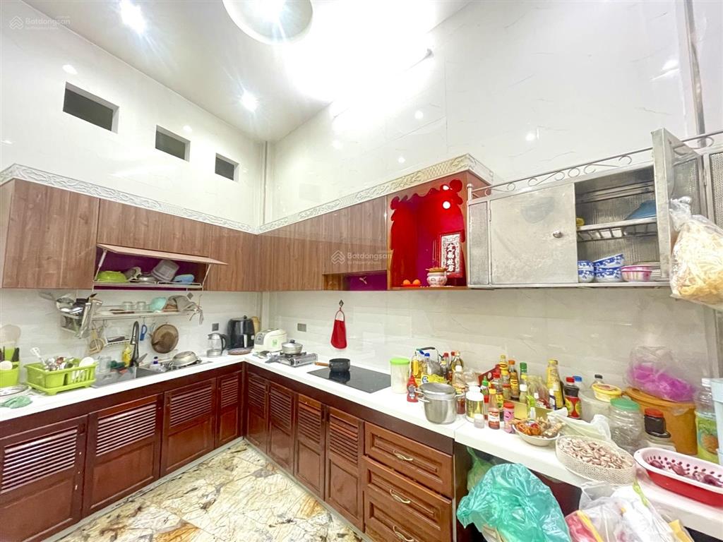 Bán nhà gần đầm sen, hẻm xe hơi, đường tô hiệu, quận tân phú. 4 tầng, giá nhỉnh 7 tỷ.