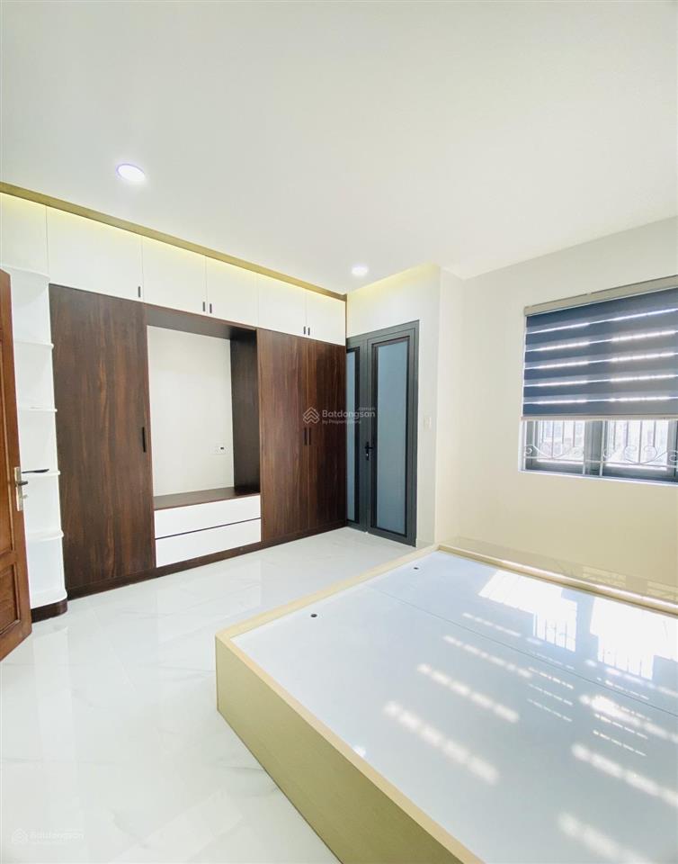 Bán nhà riêng, hẻm xe hơi 6m tại số 11, bình hưng hòa, bình tân, ngang 4.5m, 4 tầng, giá nhỉnh 5 ty