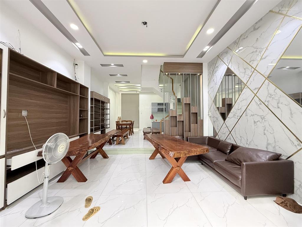 Bán nhà ngang 5.2m, hxh, nguyễn hữu tiến, tân phú, gần đh công thương, 70m2, 3 tầng, nhỉnh 6 tỷ.