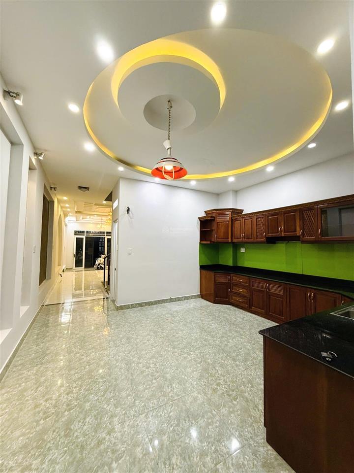 Bán nhà sơn kỳ, tân phú, ngay đại học công thương, diện tích 90m2  3 tầng đang cho thuê 16tr/tháng