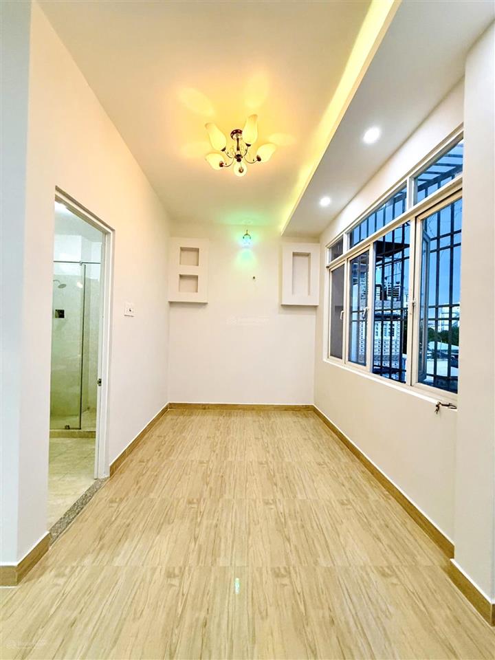 Bán nhà sơn kỳ, tân phú, ngay đại học công thương, diện tích 90m2  3 tầng đang cho thuê 16tr/tháng