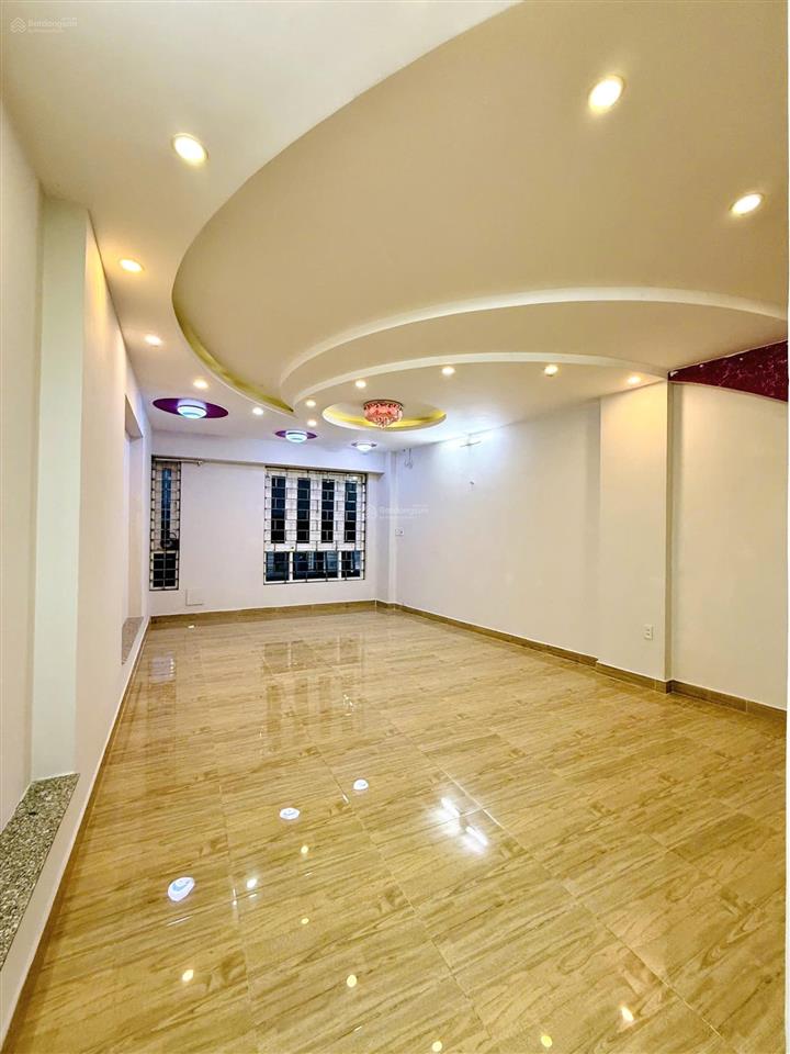 Bán nhà sơn kỳ, tân phú, ngay đại học công thương, diện tích 90m2  3 tầng đang cho thuê 16tr/tháng