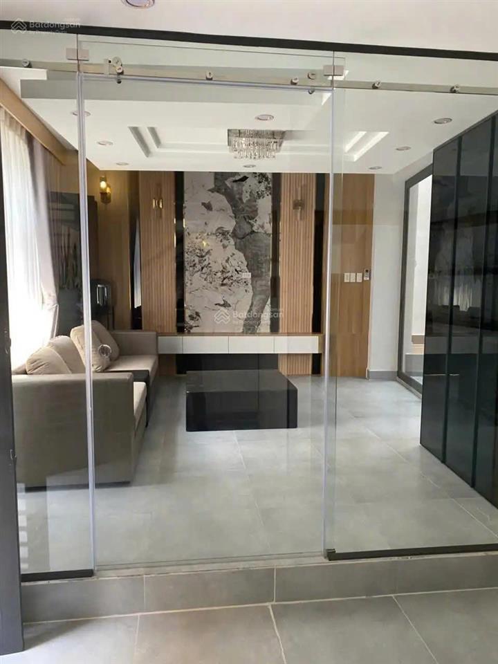 Vị trí tiềm năng! ngang siêu hiếm 9m, nhà 5 tầng, sd 150m2, hxh phan xích long, pn chỉ 11.5 tỷ tl