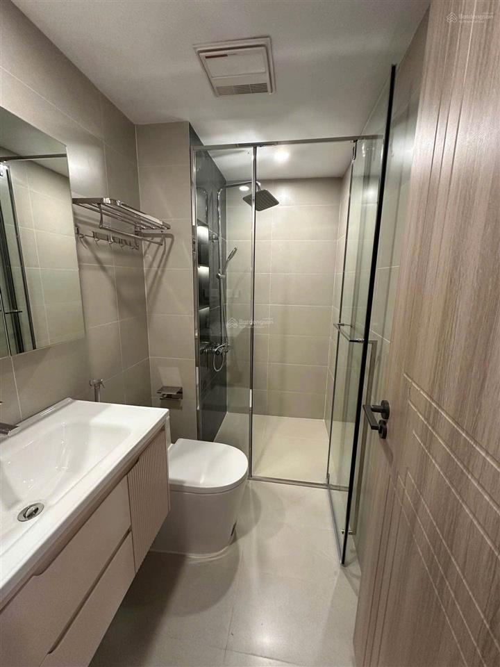 Chỉ 15 tỷ có ngay nhà cầu giấy 40m2, 6 tầng thang máy, oto đỗ cửa