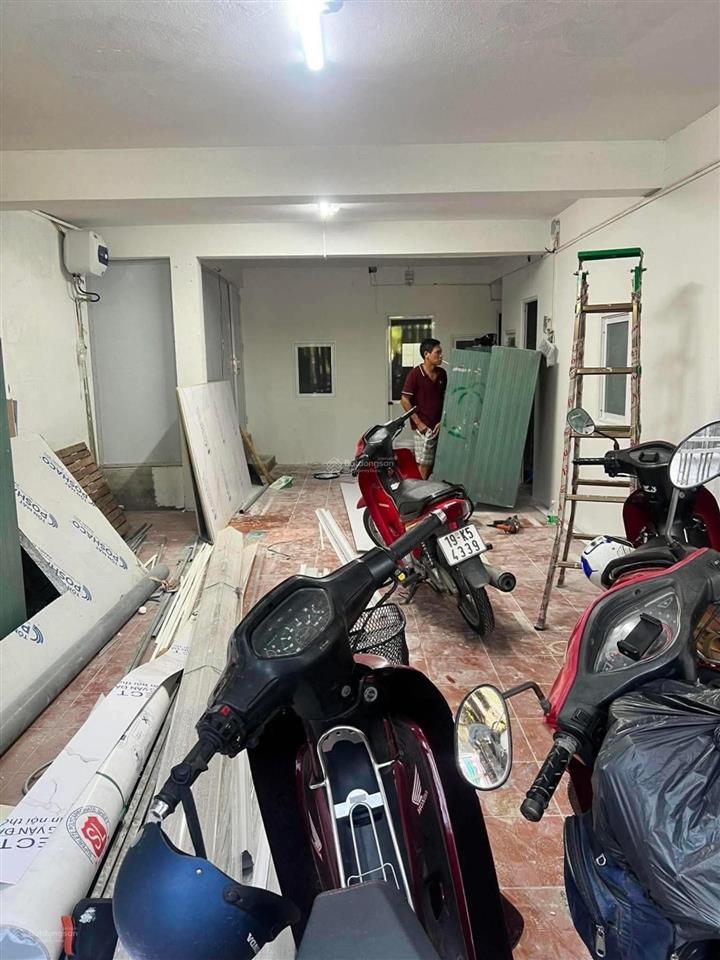Giáp bát  view hồ  mt 6.8m  ô tô tránh  vành đai 2.5  xây building cực đỉnh  100m2  21,8 tỷ