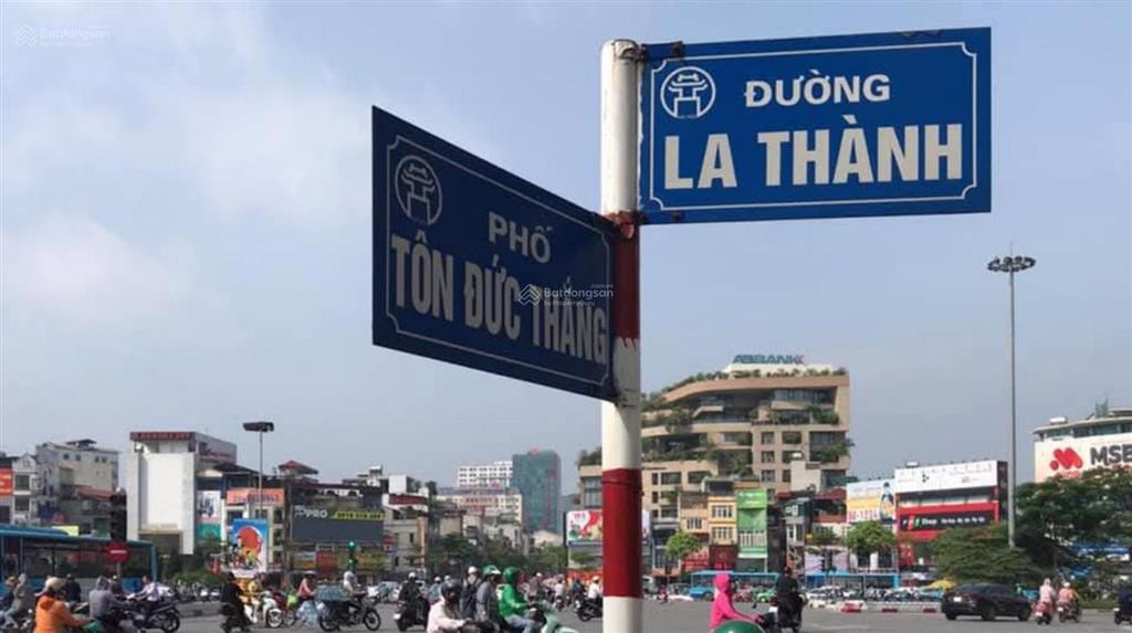La thành  mặt phố lô góc 3 mặt thoáng   75m  tòa 9 tầng thang máy kinh doanh đắc địa  5x tỷ