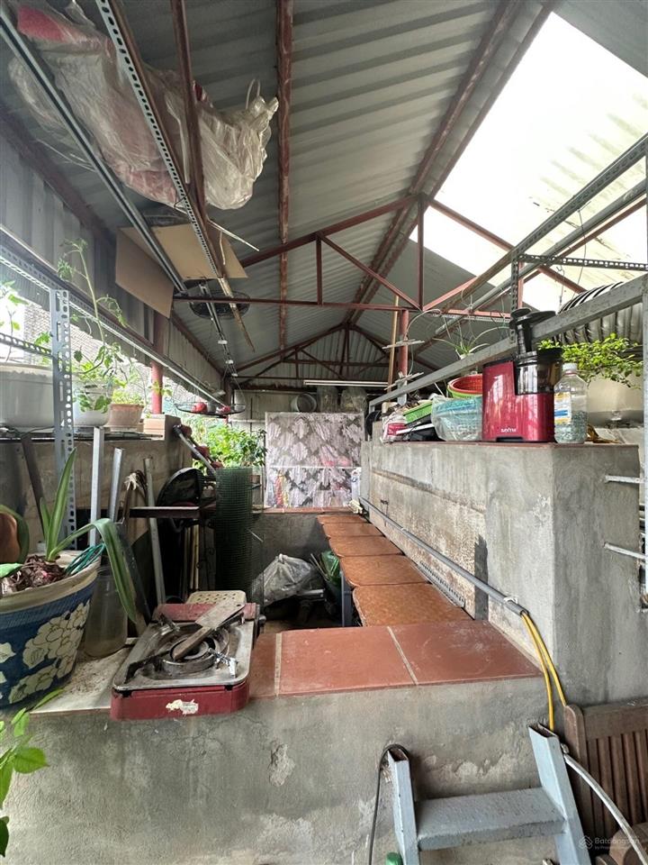Phố vọng  phân lô bàn cờ  ô tô tránh vỉa hè  kinh doanh sầm uất  giáp 3 quận lớn  17 tỷ