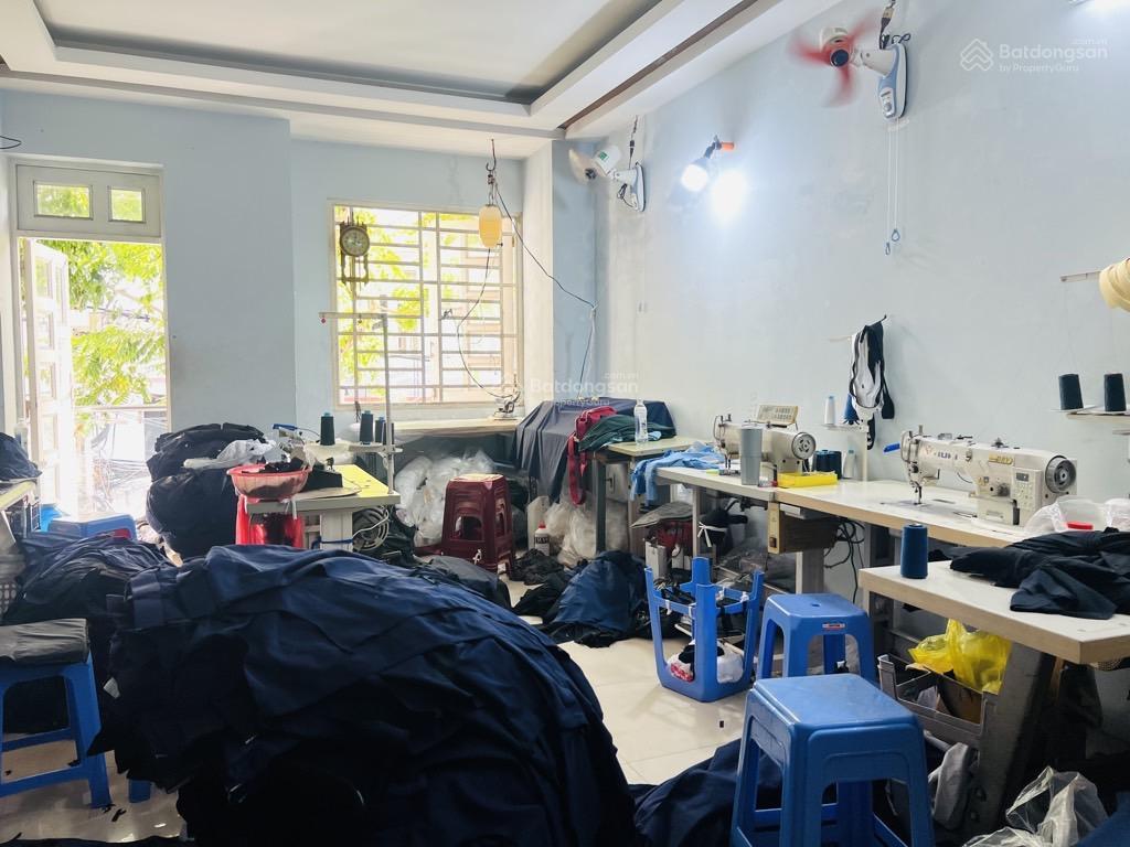 Đs14  nguyễn văn khối  thông tây hội  gv 
4x20m2 , 4 tầng , 4 pn ,4wc  hxh thông  8,6 tỷ