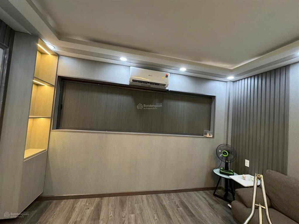 Đs1, an hội đông, gò vấp  4,4 x 11 m, nhà lô góc  5 tầng, 6pn, 7wc  hxh  8,9 tỷ