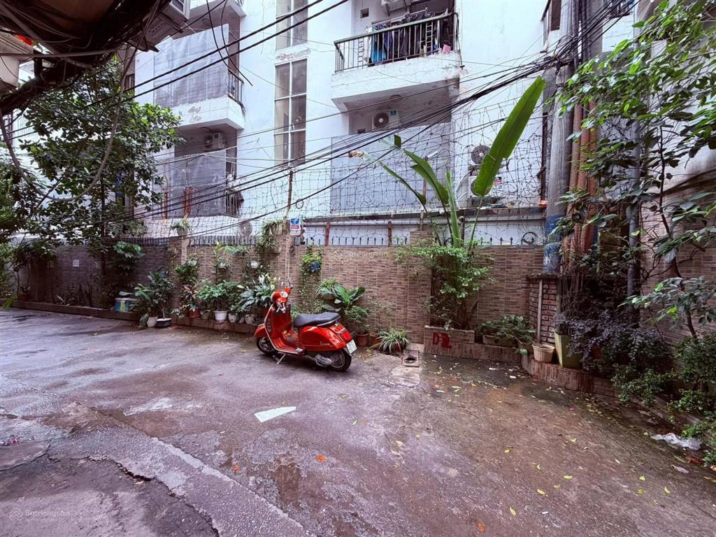 Bán nhà riêng 40m2, 13 tỷ, 18 nguyễn văn huyên, nghĩa đô, giá tốt, uy tín