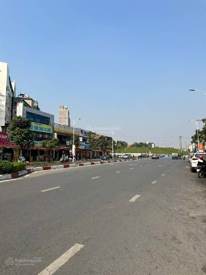 Bán nhà phố hồng tiến 34m2 mt3.5m  ô tô tải đỗ cửa ngày đêm  view đường lớn  full nội thất