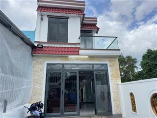 Bán nhà đẹp chính chủ cách tp nha trang 15km  nhà giá tốt, vào ở ngay