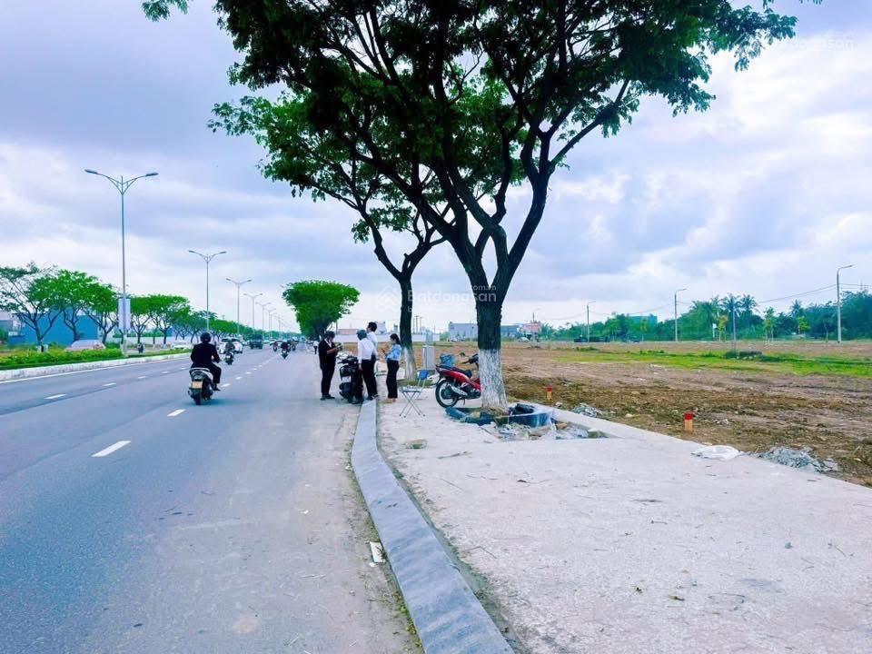 Đường mặt tiền võ chí công giá chỉ 45triệu /1m2