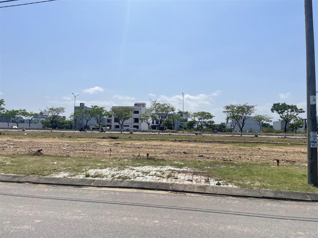 Đường mặt tiền võ chí công giá chỉ 45triệu /1m2