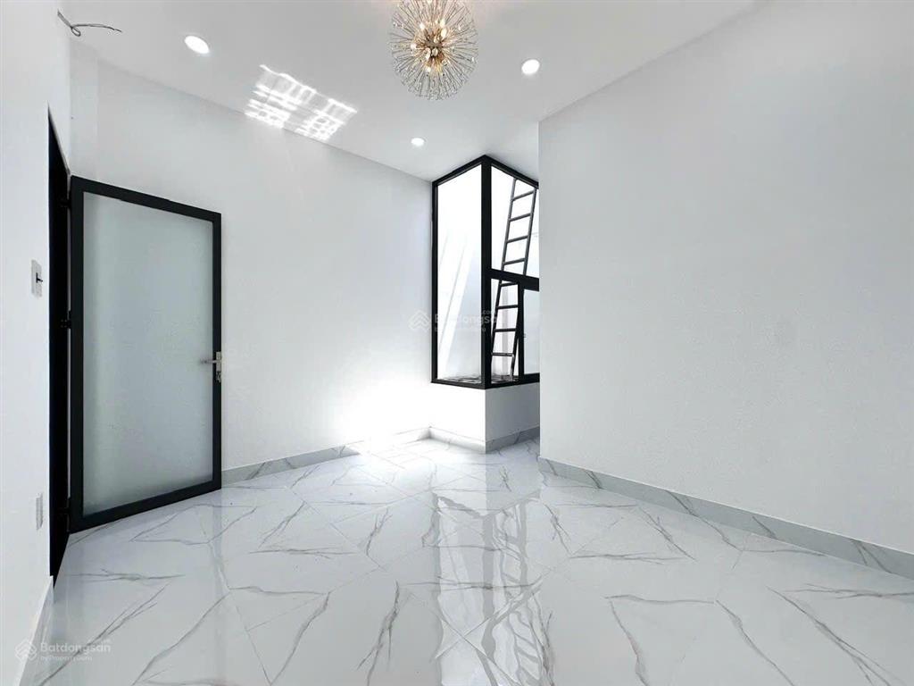 Khai trương nhà phố cần giuộc mới 100%  có hoàng công