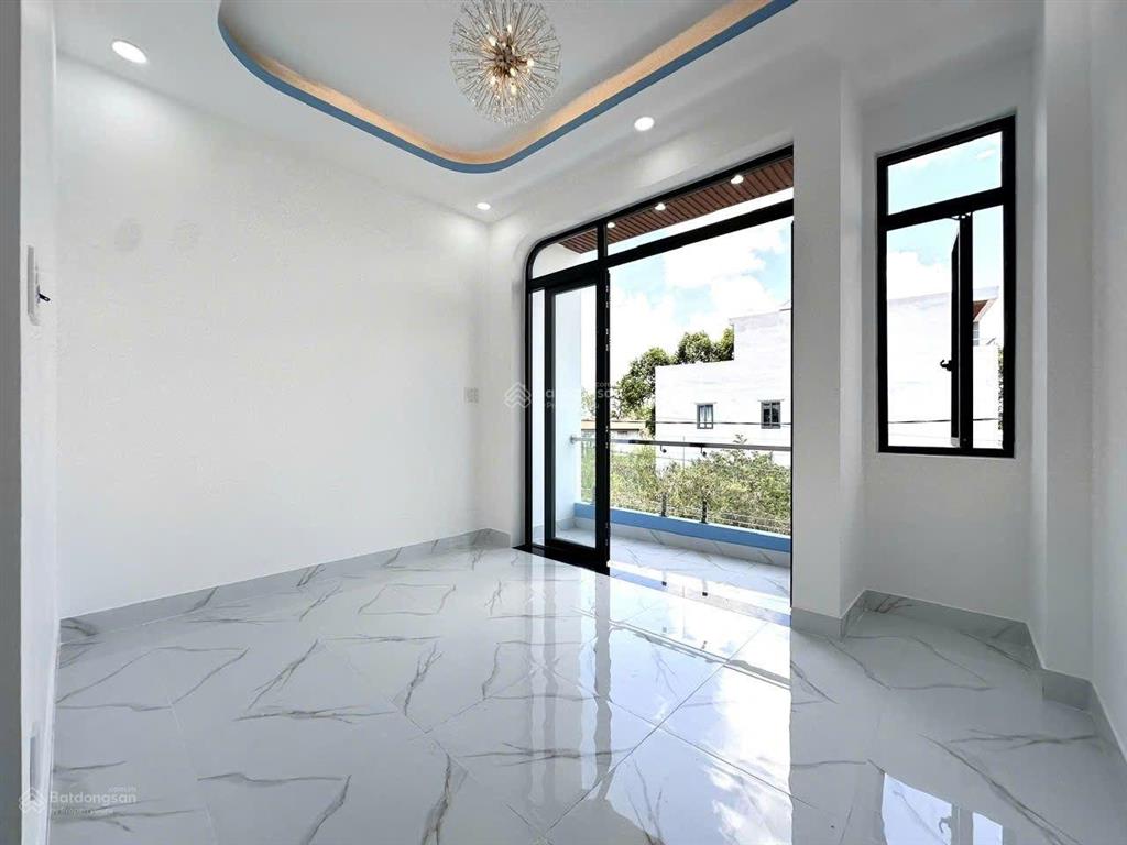 Khai trương nhà phố cần giuộc mới 100%  có hoàng công