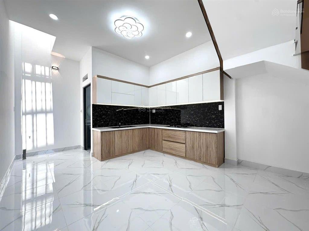 Khai trương nhà phố cần giuộc mới 100%  có hoàng công