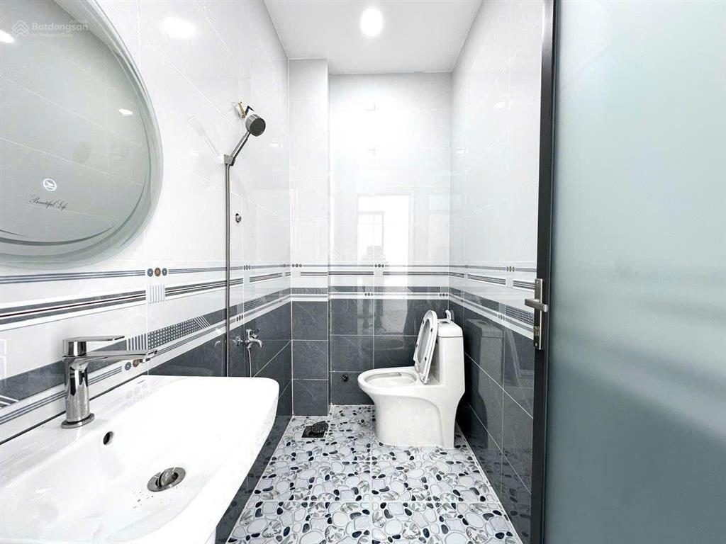 Khai trương nhà phố cần giuộc mới 100%  có hoàng công