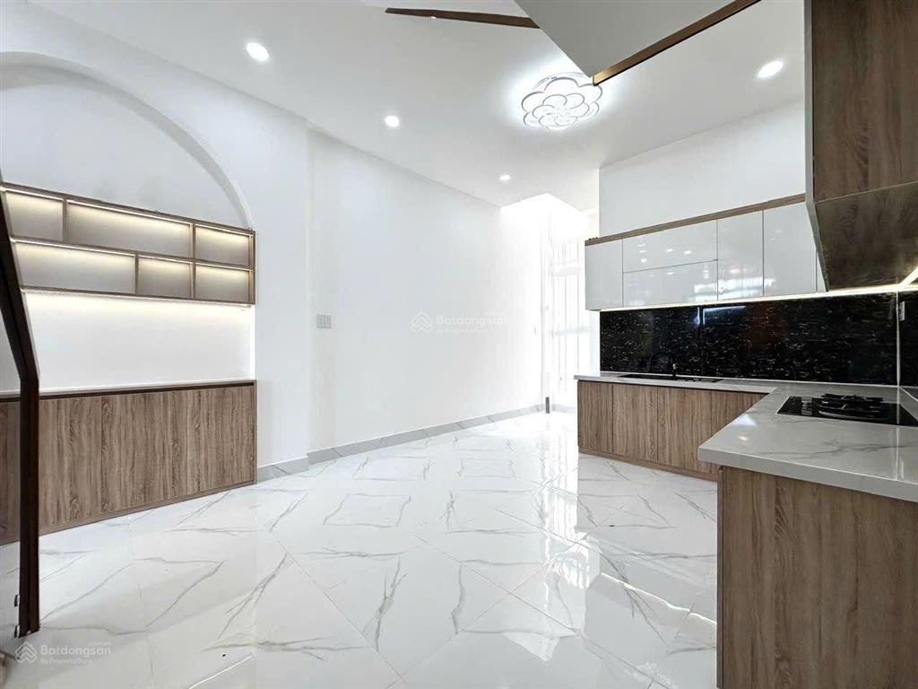 Khai trương nhà phố cần giuộc mới 100%  có hoàng công