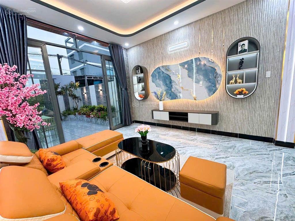 Khai trương nhà phố mới 100%  đẳng cấp và sang trọng