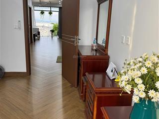 Cho thuê căn shophouse mặt đường hạnh phúc dự án vinhomes royal island