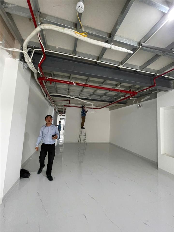 Cho thuê tòa nhà mới mt hương lộ 3  tầng hầm  gần tttm aeon tân phú  khu dân cư sầm uất!