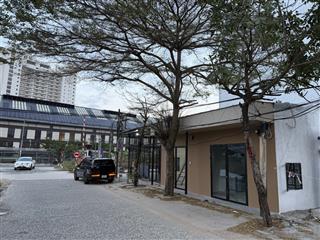 Dãy trọ lô góc 2 mặt tiền đất biển đường 7m5 sau lưng resot mikazuki có sẵng 9 phòng căn hộ và quán