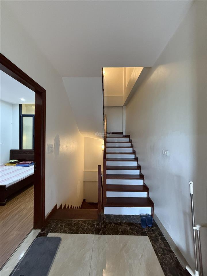 Nhỉnh 20 tỷ ô tô tránh nhà đẹp kinh doanh vip vạn phúc hà đông