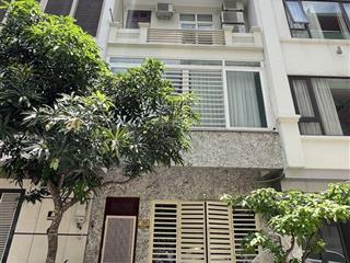 Liền kề mỗ lao nhà đẹp hiếm có vỉa hè ô tô tránh diện tích 50m gía 18 tỷ.