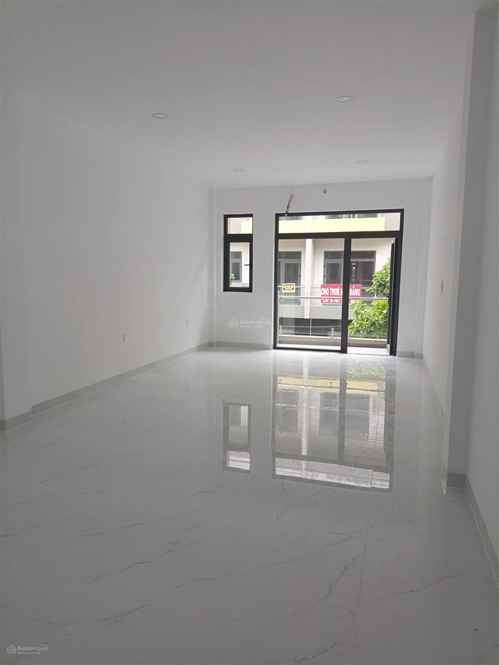 Cho thuê nhà nguyên căn khu dân cư bcons uni valley