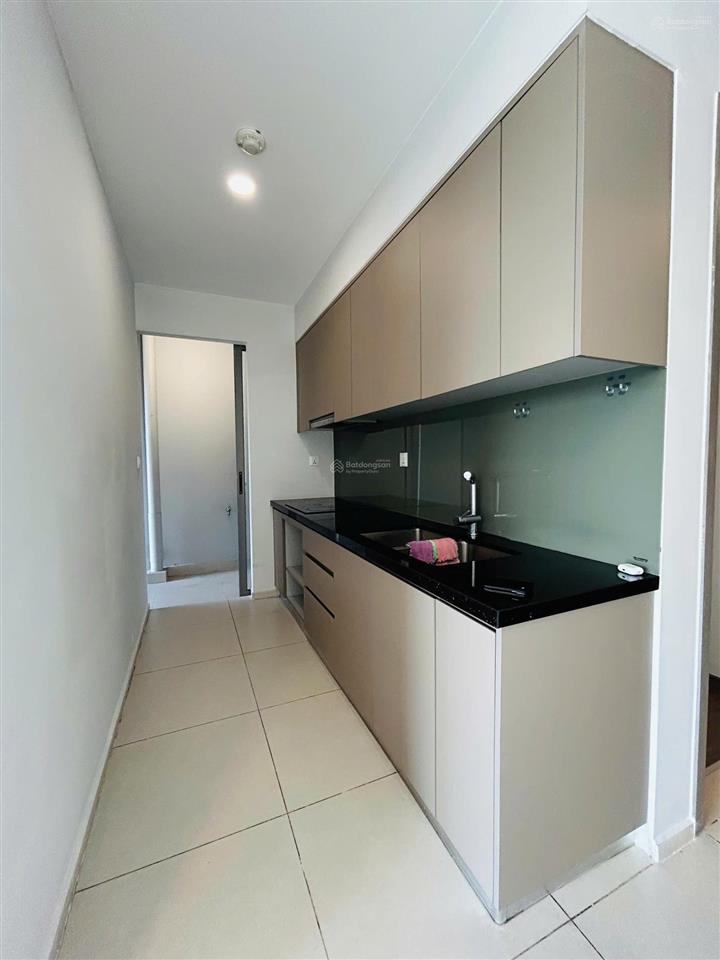 Chuyển nhượng căn hộ 59m2  2pn 2wc view ngoại khu giá 2.75 tỷ  có sổ sẵn  hỗ trợ vay bank