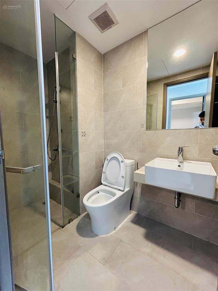 Chuyển nhượng căn hộ 59m2  2pn 2wc view ngoại khu giá 2.75 tỷ  có sổ sẵn  hỗ trợ vay bank