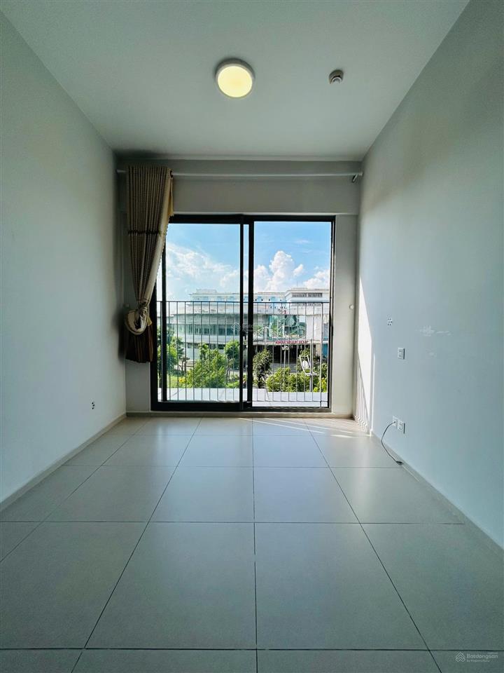 Chuyển nhượng căn hộ 59m2  2pn 2wc view ngoại khu giá 2.75 tỷ  có sổ sẵn  hỗ trợ vay bank