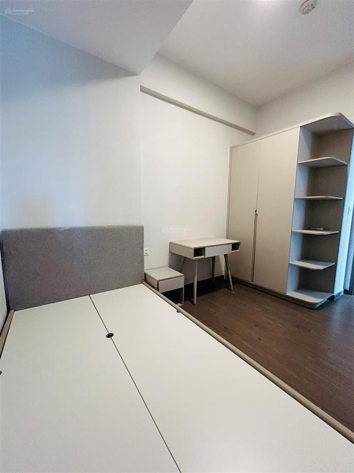 Chuyển nhượng căn hộ 59m2  2pn 2wc view ngoại khu giá 2.75 tỷ  có sổ sẵn  hỗ trợ vay bank
