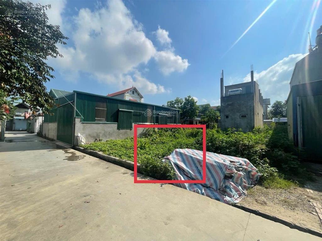 50m đồng trữ  phú nghĩa ngõ rộng 4m dân cư đông đúc sát khu công nghiệp