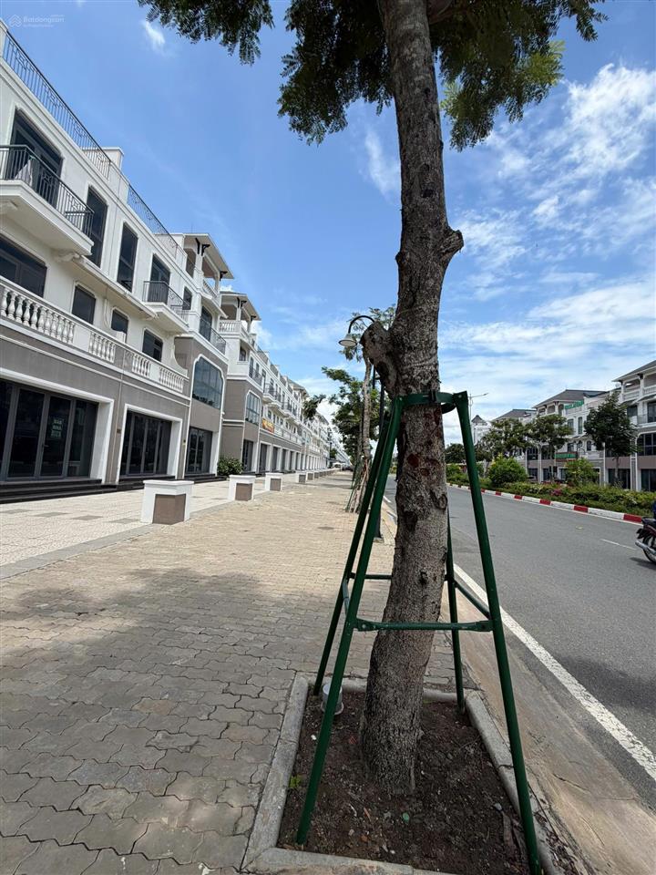 Bán gấp căn nhà mặt tiền đăng kinh doanh sầm uất giá đúng 7,5 tỷ  ngay 0966 777 ***