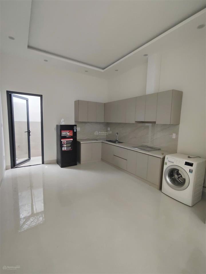 Cho thuê nhà mới 100% 1 trệt 1 lầu 2pn 2wc hẻm tải đường 12 tam bình gần cầu vượt gò dưa