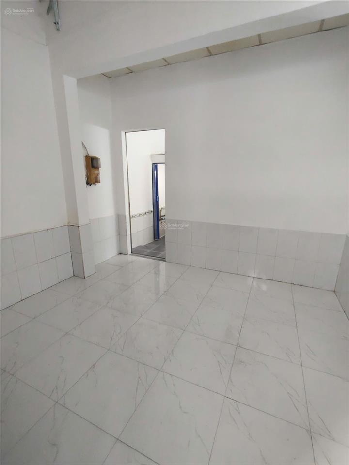 Cho thuê nhà hẻm oto đường tỉnh lộ 43 gần chợ đầu mối. 90m2 4pn 4wc
