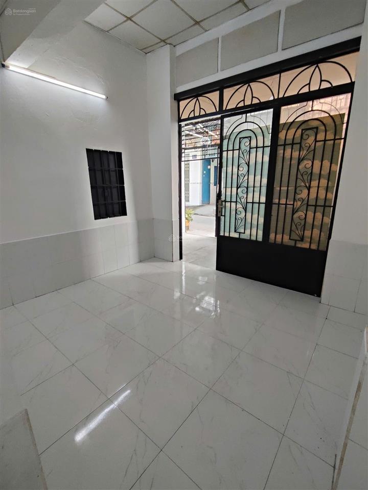 Cho thuê nhà hẻm oto đường tỉnh lộ 43 gần chợ đầu mối. 90m2 4pn 4wc
